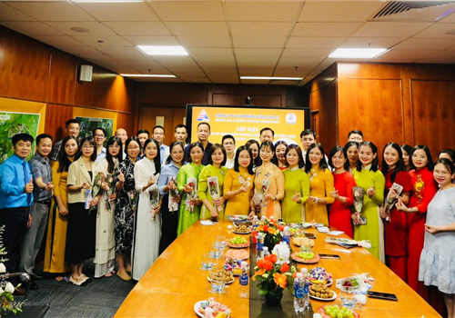 Công đoàn Công ty cổ phần Sông Đà 5 tổ chức các hoạt động nhân Ngày Phụ nữ Việt Nam 20-10